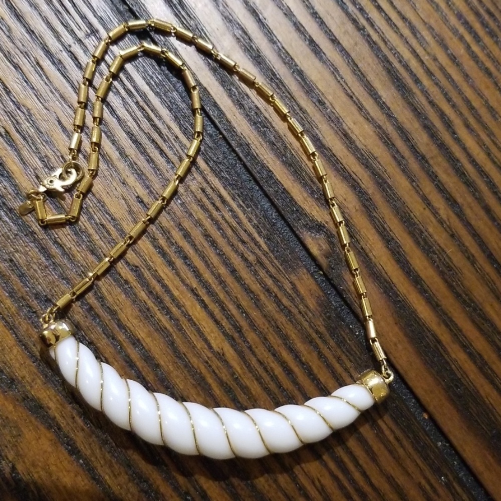 Vintage Monet Necklace